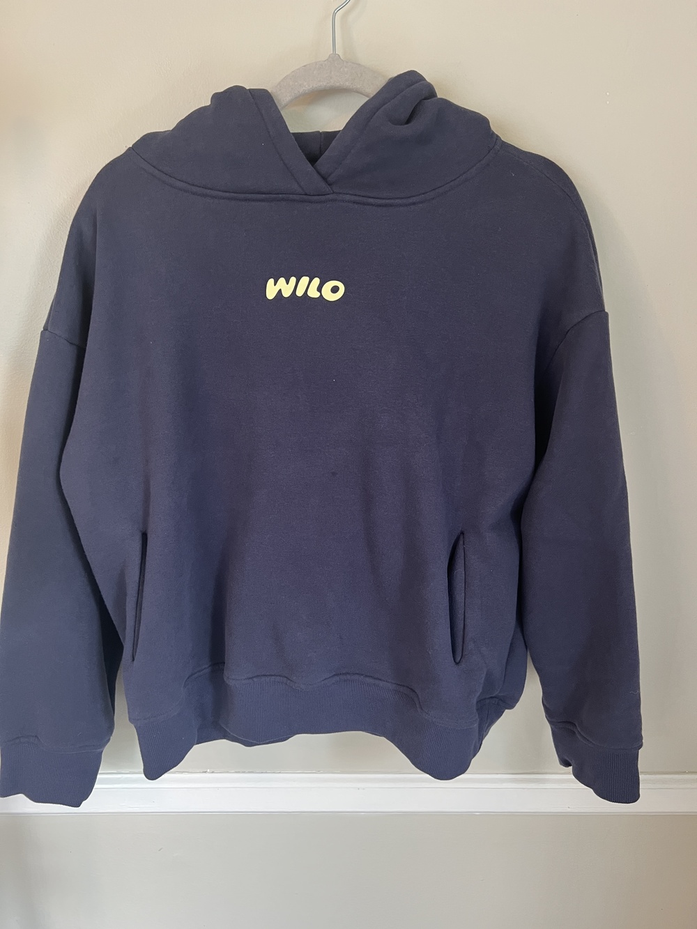 Wilo Wellness Club Women's Hoodie Navy Blue Size S Graphic Logo Pullover Fleece